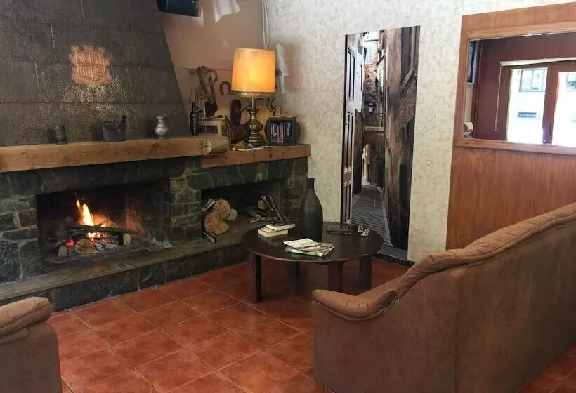 هتل Erts Boutique