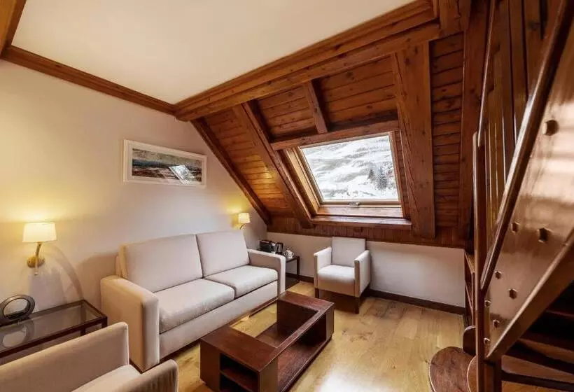 Отель Eurostars La Pleta