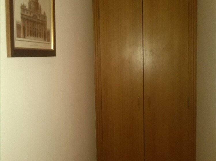 هتل Juan Carlos I