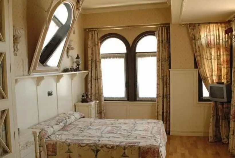 هتل Juan Carlos I