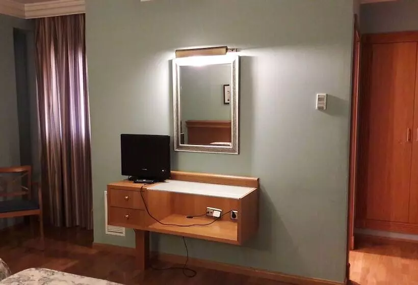 هتل Juan Carlos I