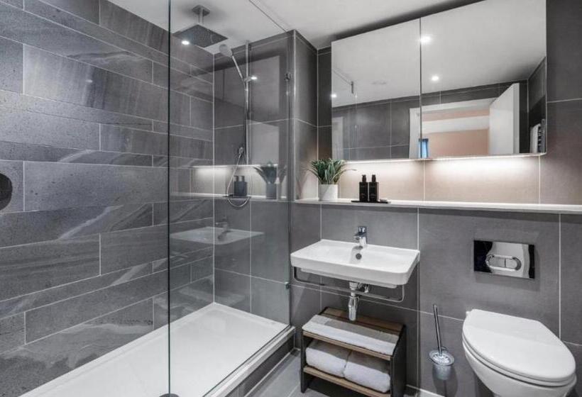 酒店 Lonsdale House Luxury Apartments