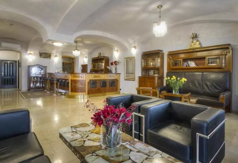 Hotel Mucha