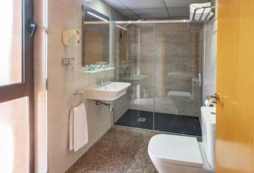 هتل Nuevo Triunfo