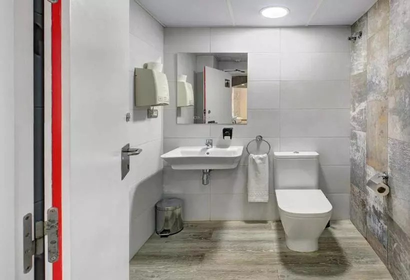 هتل Nuevo Triunfo