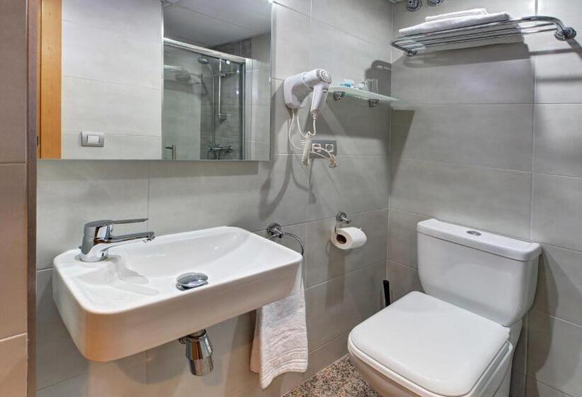 هتل Nuevo Triunfo