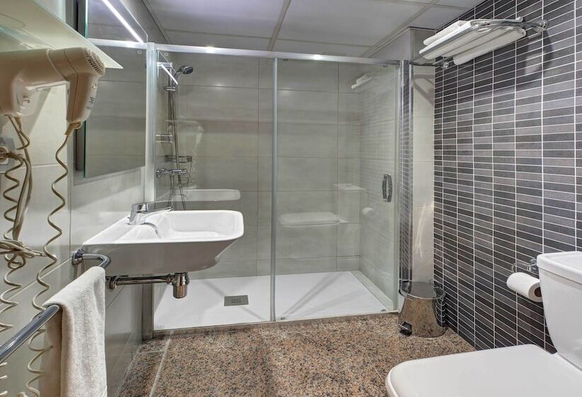 هتل Nuevo Triunfo