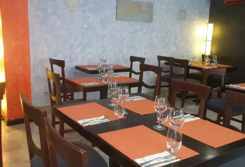 Aparthotel Playamaro