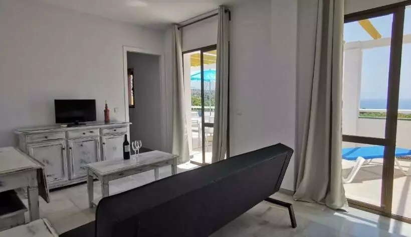 Aparthotel Playamaro