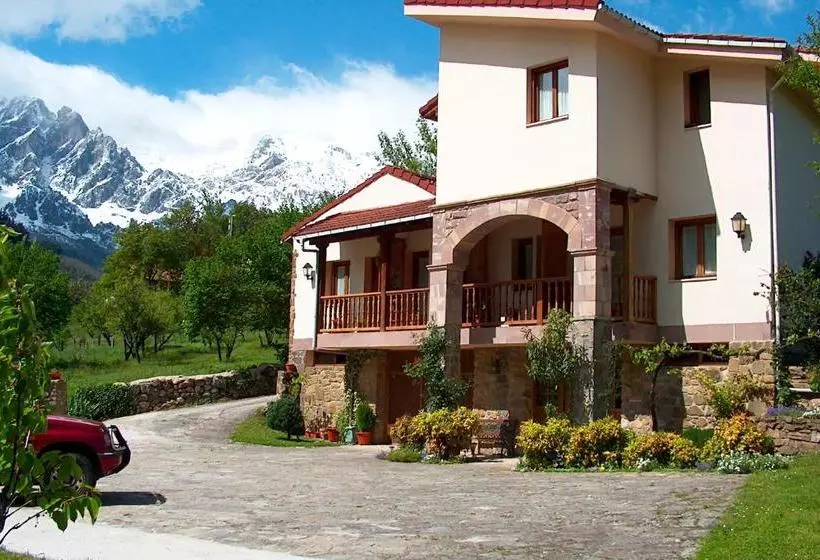 ホテル Apartamentos Javier