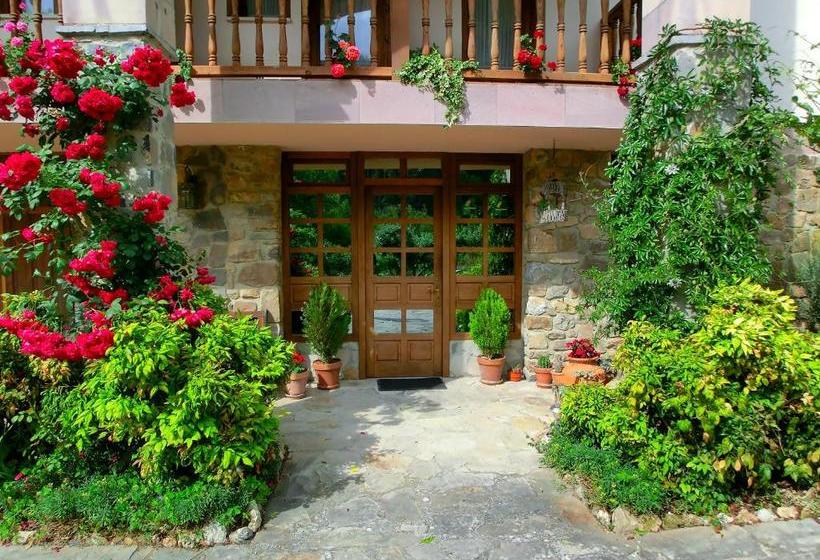 Hotel Apartamentos Javier