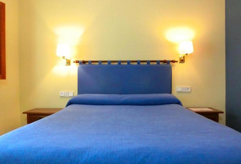 酒店 Apartamentos Javier