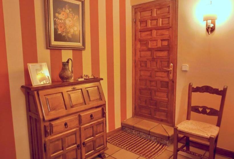 酒店 Apartamentos Javier