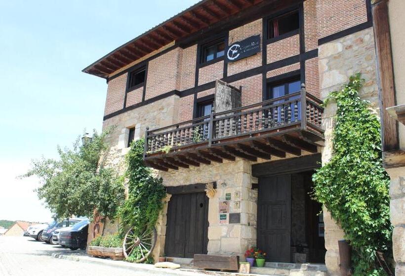 فندق ريفى Posada Real De Carreteros