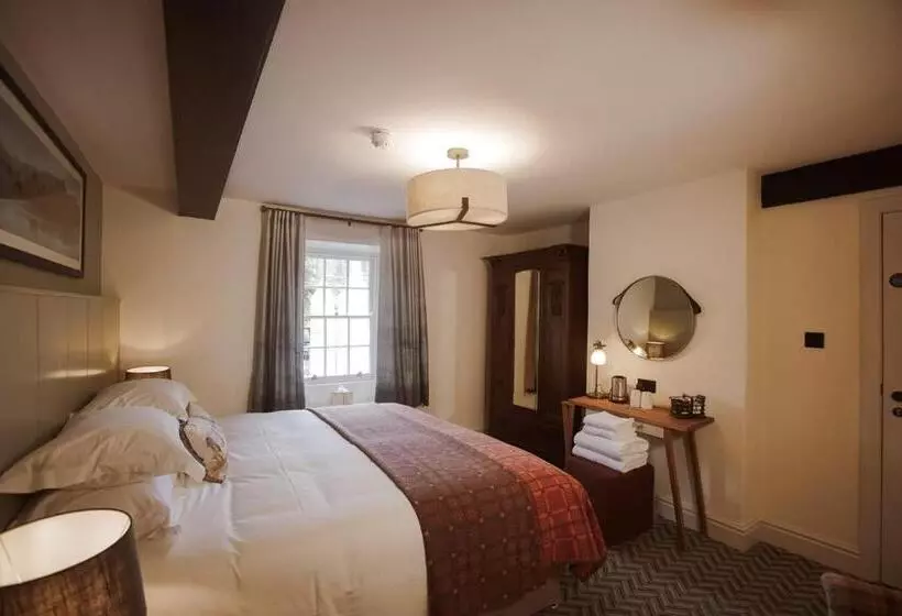 בית מלון כפרי Royal Oak