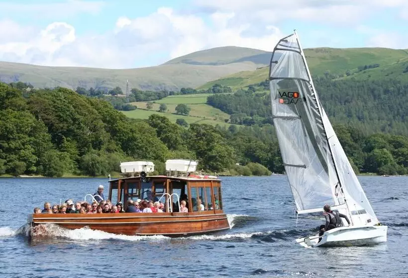 בית מלון כפרי Royal Oak