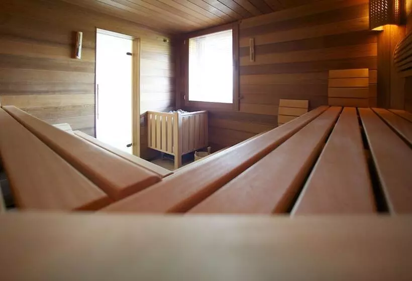 فندق Und Spa Lundenbergsand