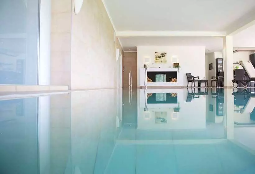 فندق Und Spa Lundenbergsand