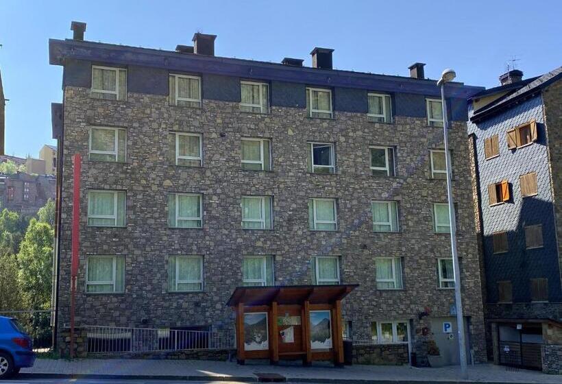 Somriu Hotel Vall Ski