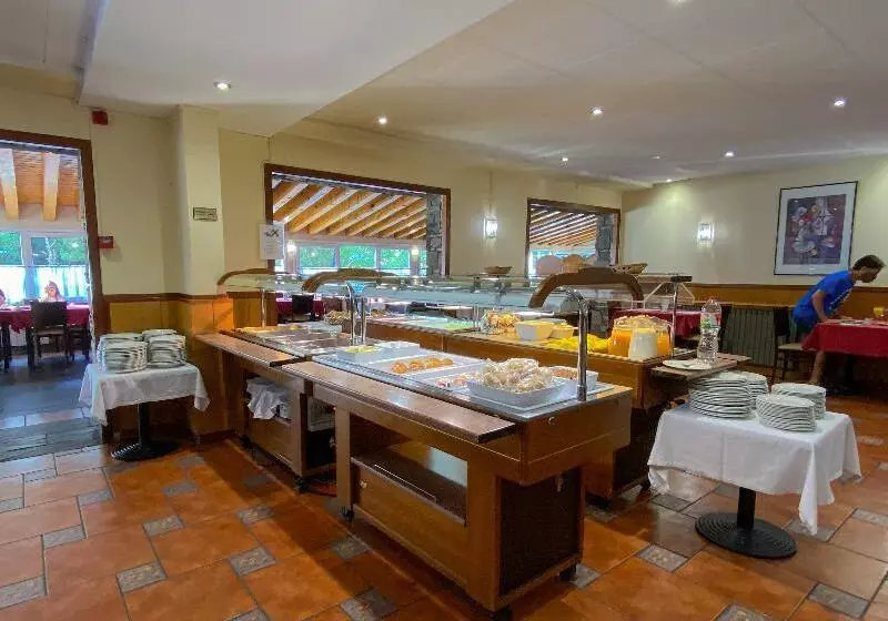 Somriu Hotel Vall Ski