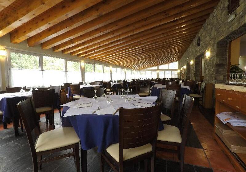 Somriu Hotel Vall Ski