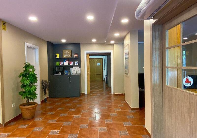 Somriu Hotel Vall Ski