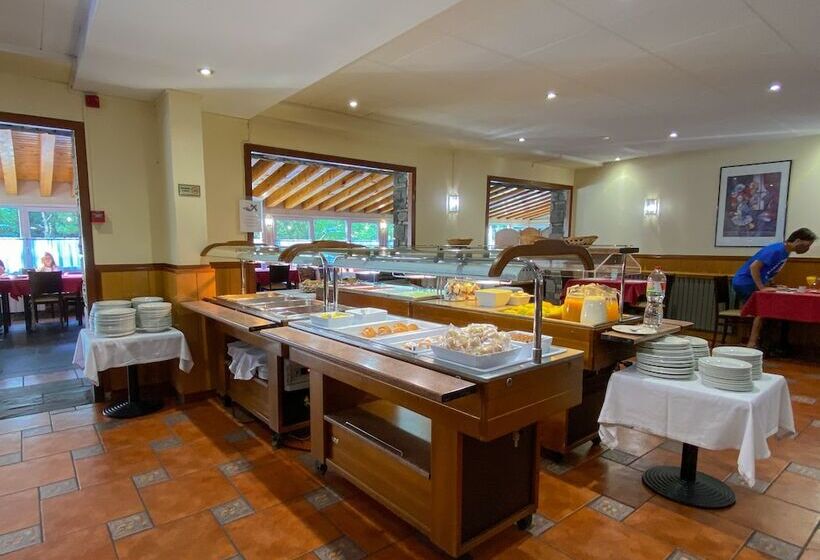 Somriu Hotel Vall Ski