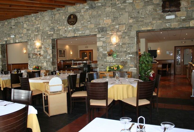 Somriu Hotel Vall Ski