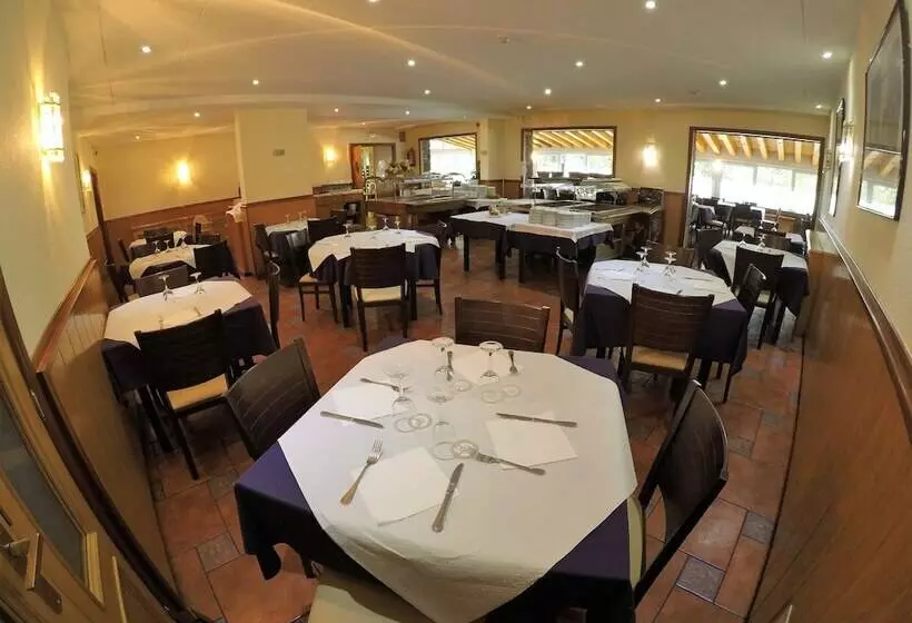 Somriu Hotel Vall Ski