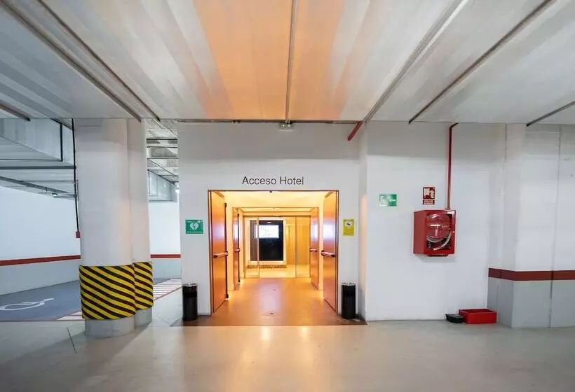 هتل Villamadrid