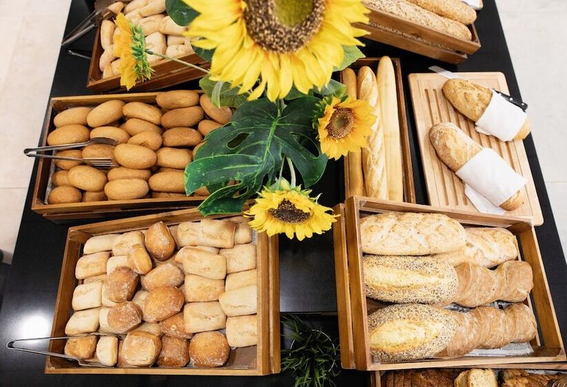 Palas Pineda Hotel & Apartamentos