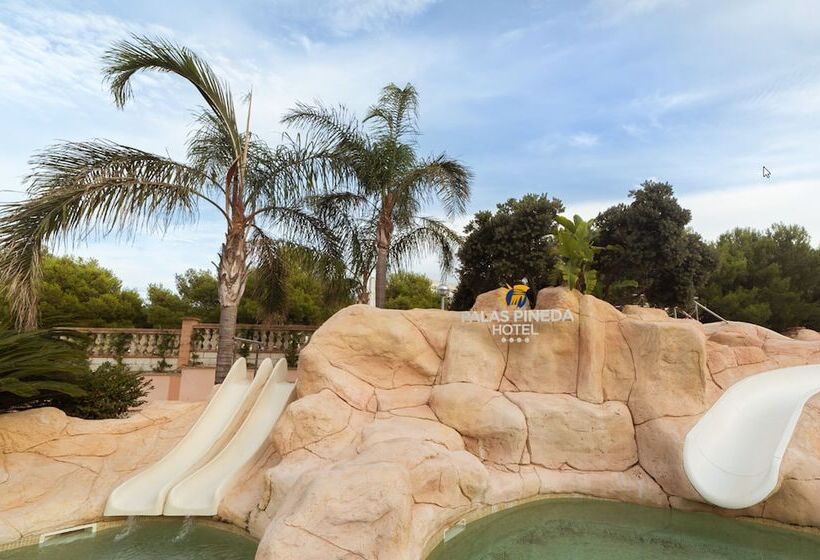 Palas Pineda Hotel & Apartamentos