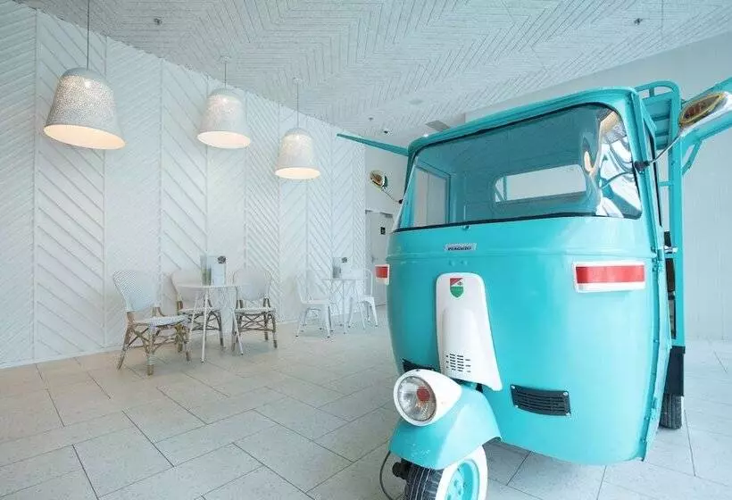 هتل Ibis Abdelmoumen Casa Centre