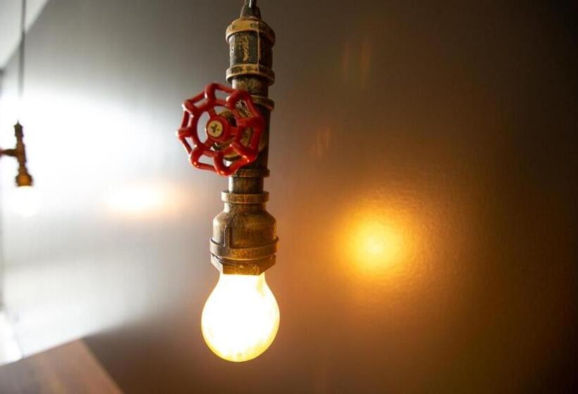 پانسیون Orange Wild