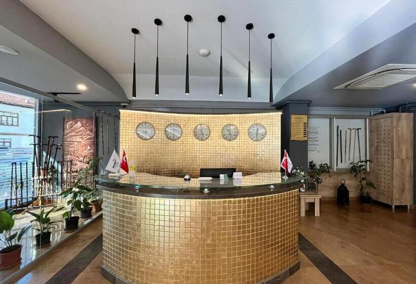 住宿加早餐  Devrek Otel