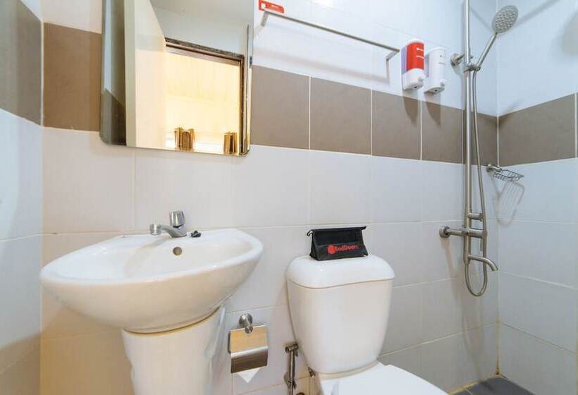 בית מלון כפרי Reddoorz Plus Near Puerto Princesa City Hall