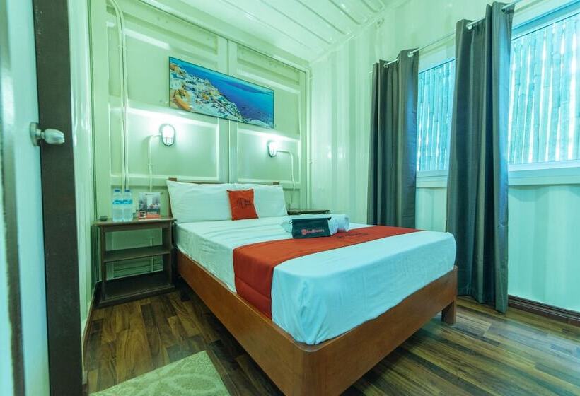 בית מלון כפרי Reddoorz Plus Near Puerto Princesa City Hall