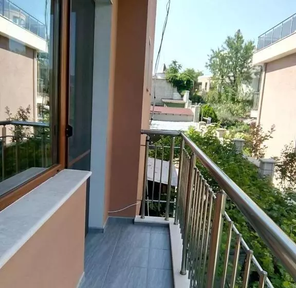 پانسیون Alfa Guest House Free Parking