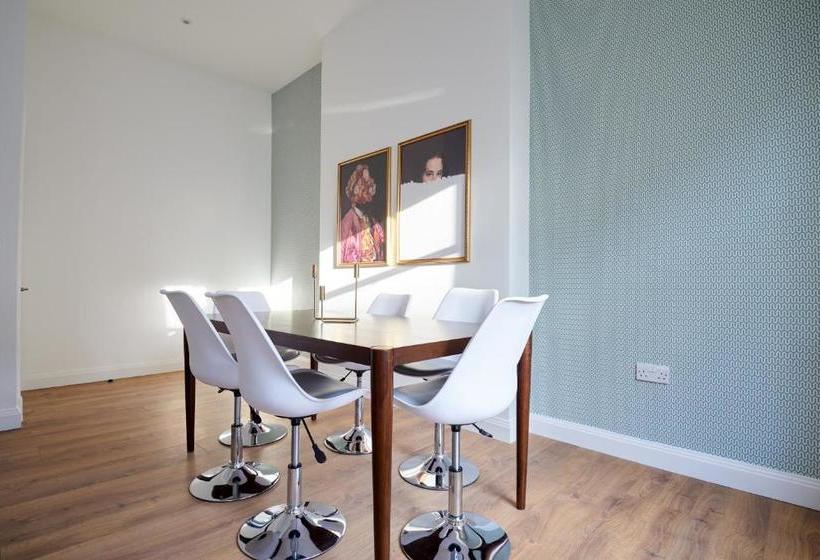 Sonder At Inverness Mews, Baywater