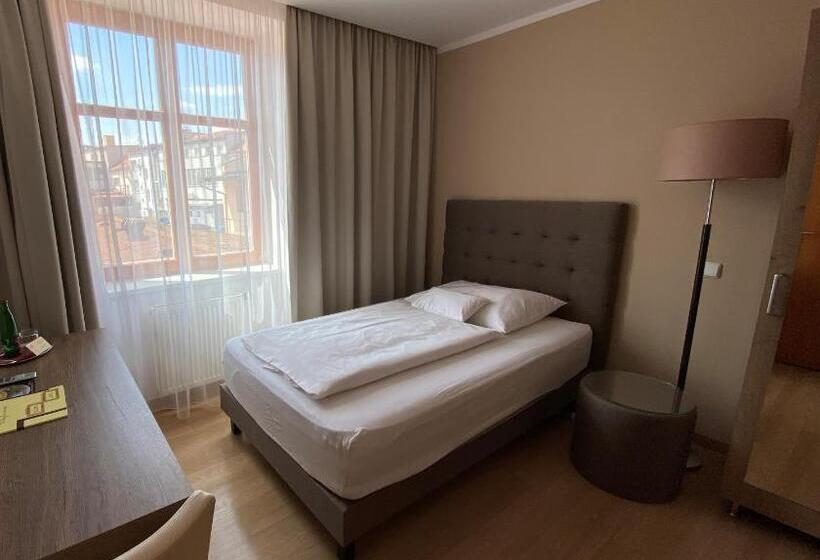 酒店 Magistr Vsetín