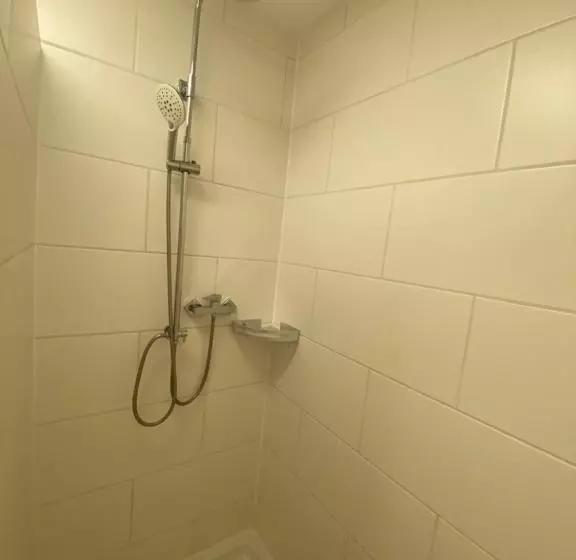 ペンション Kornkäfer Kleinmockritz