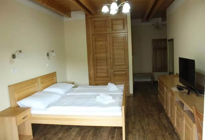 Aamiaismajoitus (B&B) Orix