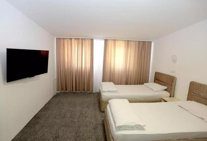 تختخواب و صبحانه Pansion Kipovi