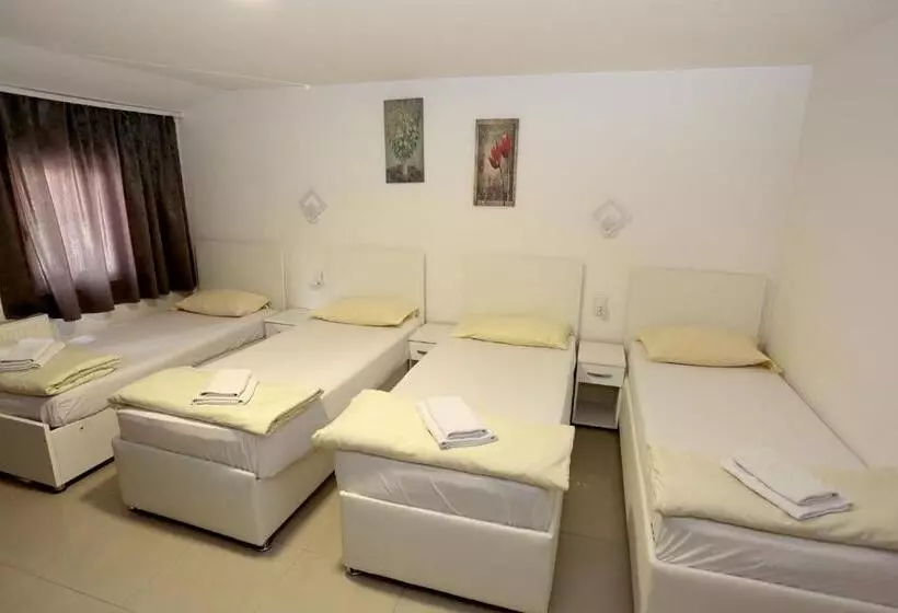 تختخواب و صبحانه Pansion Kipovi