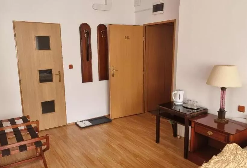 Hotelli Penzion U Dobrého Lva