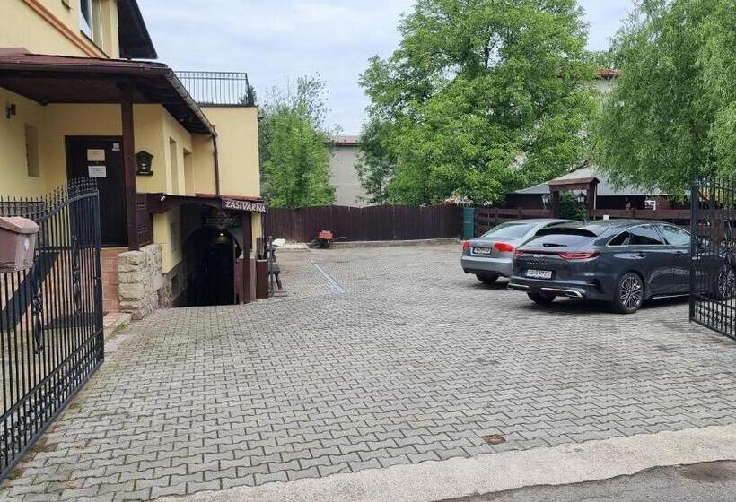 فندق Penzion U Dobrého Lva