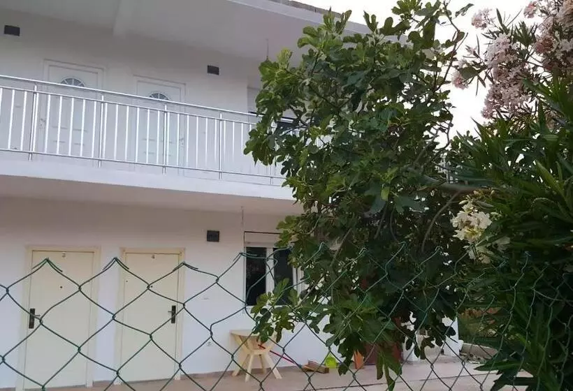 پانسیون Guest House Levant