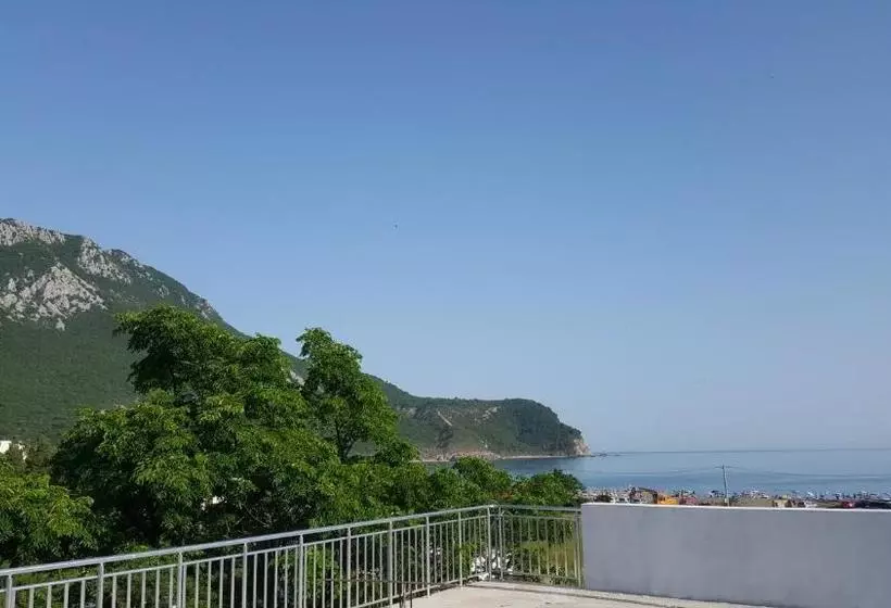 پانسیون Guest House Levant