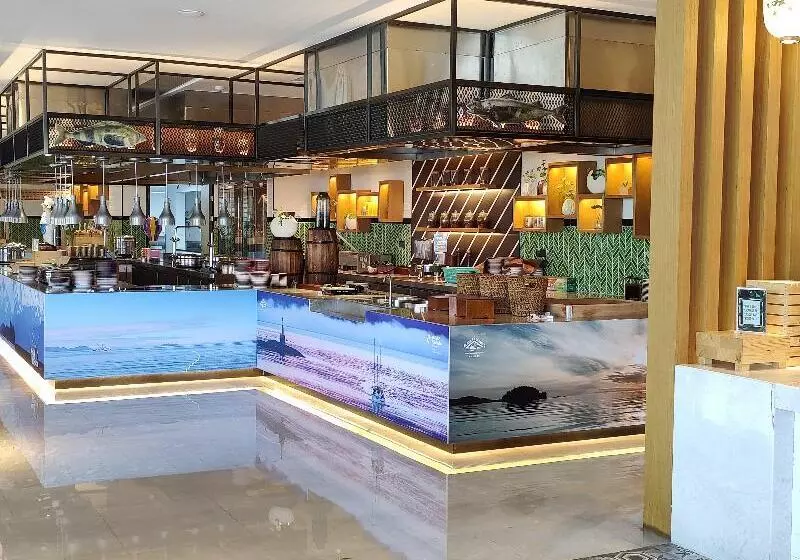 ホテル Holiday Inn Guangzhou South Lake