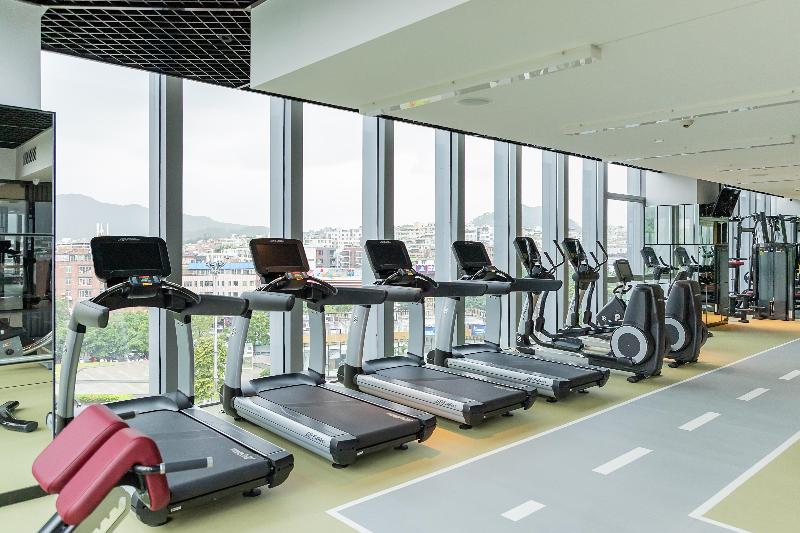 酒店 Holiday Inn Guangzhou South Lake